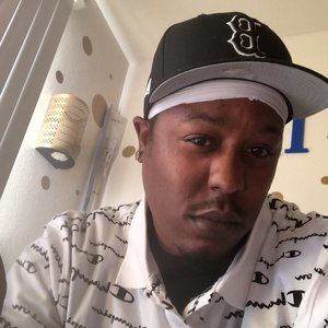 Meet your Posher, Ronale